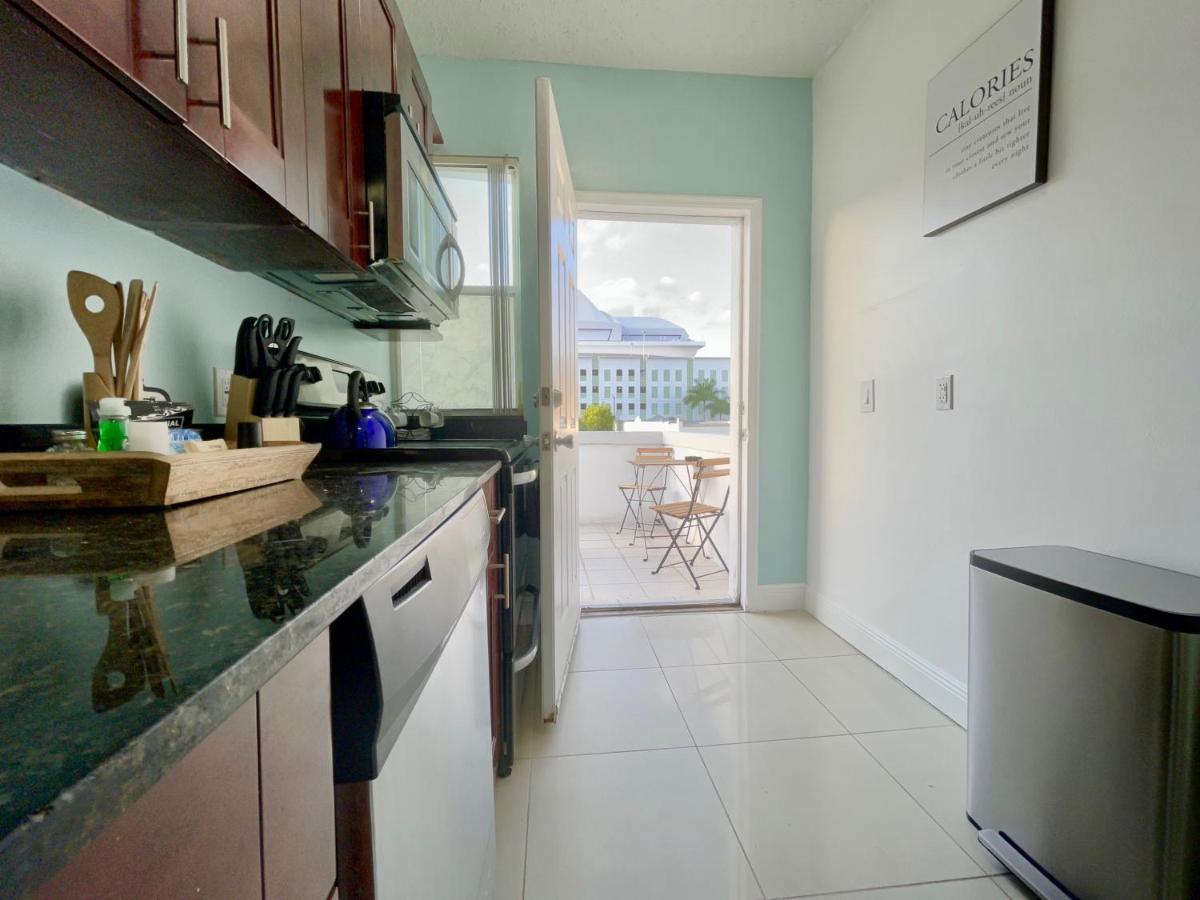 Marlins Park Suites - Apartment 4 - Cafe Colada Suite Miami Luaran gambar